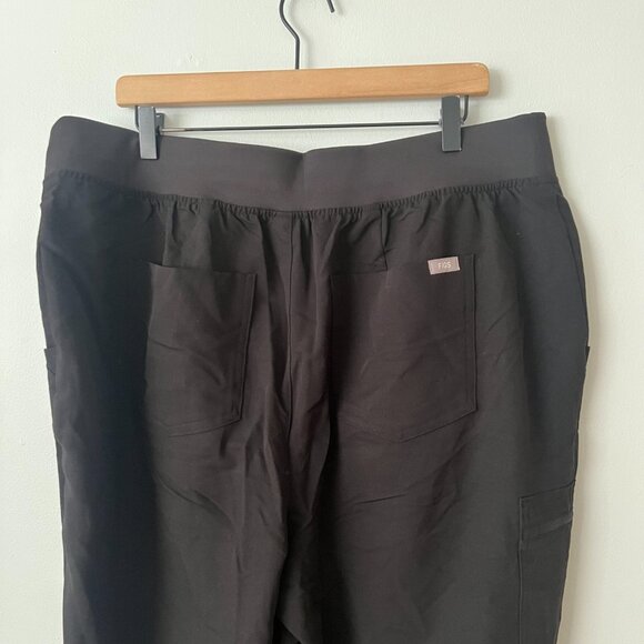 NWT Figs High Waisted Zamora Jogger Scrub Pants Black Women's Plus Size 3X - Picture 8 of 11